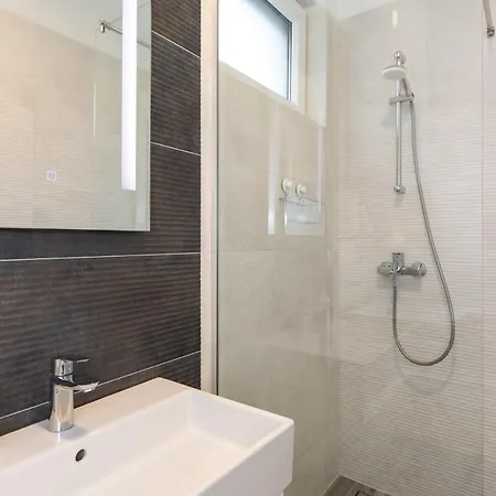 In Krk/insel Krk 40054 Apartament *